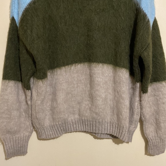 BP Oversized Brushed Pullover Sweater In Blue Trixie Multi Stripe Size S NWT - Picture 5 of 12